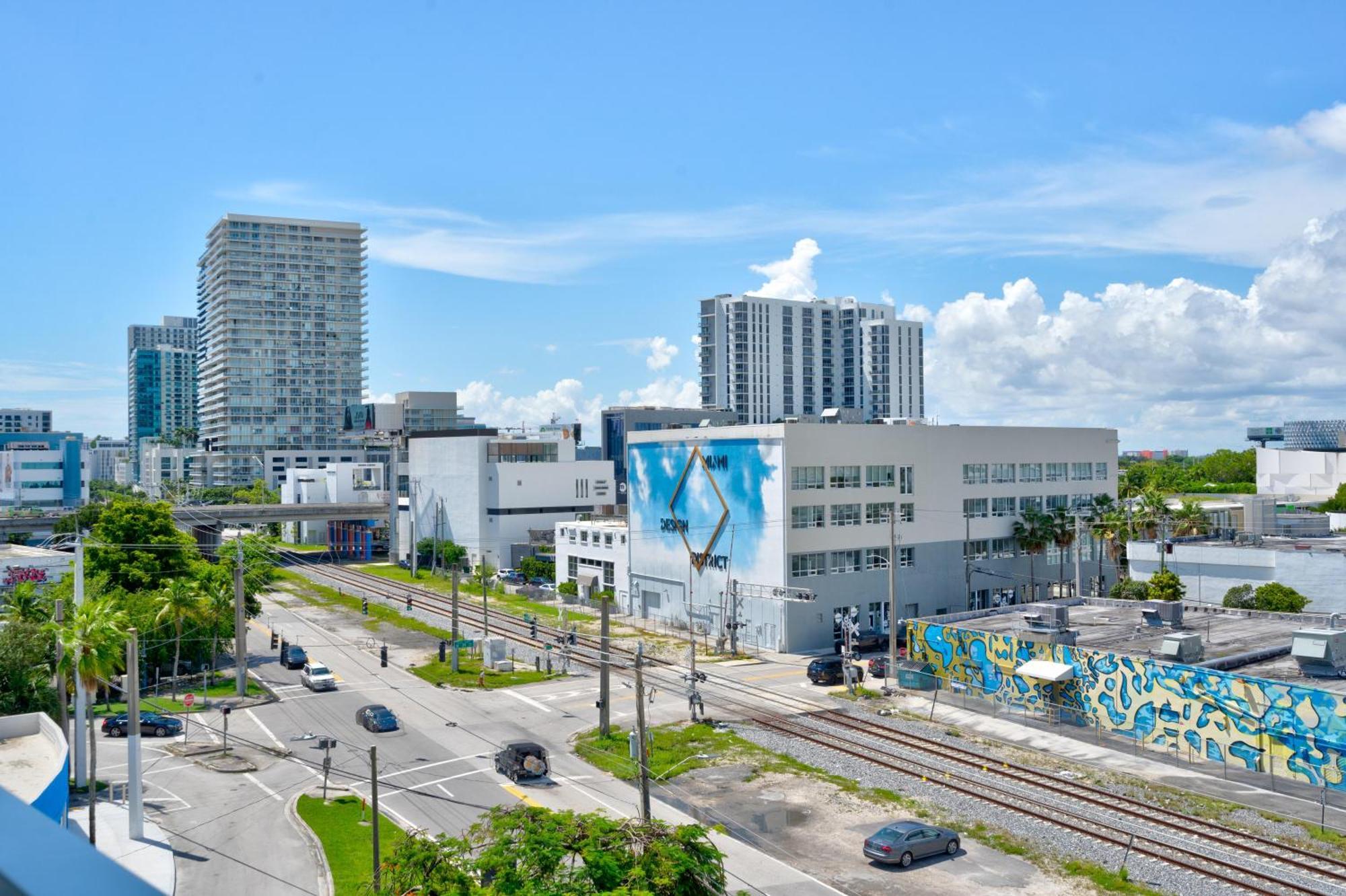 3900-502gj Design District, 2 Bedrooms & 2 Bathrooms * Miami